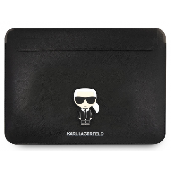- Original av Karl Lagerfeld
- Omslag för 16" anteckningsbok
- Ren design
- Fin läderimitation med fin ådring