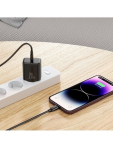 Joyroom JR-TCF06 USB C 20W PD laddare - svart