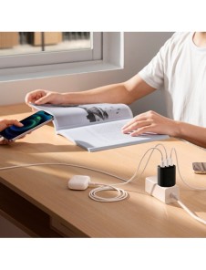 Baseus Compact laddare 3x USB 17W svart (CCXJ020101)