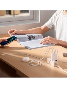 Baseus Compact laddare 3x USB 17W vit (CCXJ020102)
