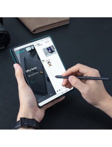 Läderfodral med flip och kameraskydd för Samsung Galaxy Z Fold 5 Nillkin Qin Leather Pro - Grön