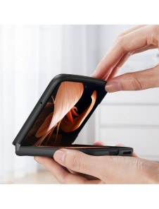Dux Ducis Fino fodral till Motorola Razr 2022 skal med silikonram svart
