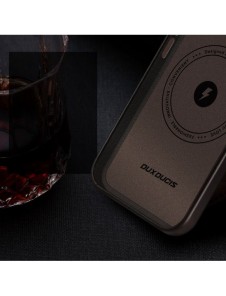 Dux Ducis Naples fodral för iPhone 14 Plus läderfodral (MagSafe-kompatibelt) mörkbrunt