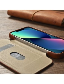 iCarer CE Oil Wax Premium Läder Foliofodral iPhone 14 Plus magnetiskt flipfodral MagSafe brun (AKI14220707-BN)