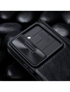 Läderfodral med flip och kameraskydd för Samsung Galaxy Z Fold 5 Nillkin Qin Leather Pro - Grön