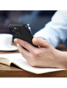Nillkin Synthetic Fiber Carbon fodral till iPhone 13 Pro svart