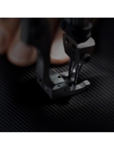 Nillkin syntetfiberfodral pansarskal till Samsung Galaxy S22 + (S22 Plus) svart