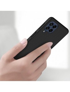 Nillkin Textured Case Slitstarkt förstärkt fodral med en gelram och nylon på baksidan Samsung Galaxy M53 5G svart
