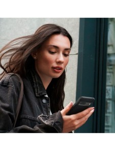 Spigen Liquid Air skal för Google Pixel 7 svart