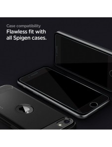 HÄRDAT GLAS Spigen GLASS FC IPHONE 7 / 8 / SE 2020 / 2022 SVART