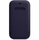 MK0A3ZM/A Apple Leather Sleeve MagSafe Cover för iPhone 12/12 Pro Deep Violet
