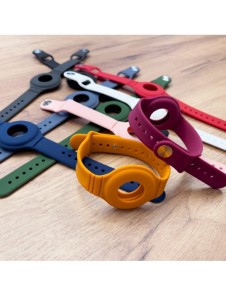 Silicone flexible case wristband wrist pendant case for Apple AirTag locator green