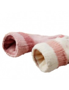 Kvinnors vintertelefonhandskar med en snögubbe och en julgran - rosa