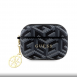 Airpods Pro 2 Guess - Airpods-fodral Pu G Kub Och Guld Metalllogo Classic Med Charm - Svart