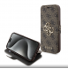 Iphone 15 Pro Guess - Pu Läder 4g Folio Fodral Big Metal Logo - Brunt