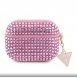 Guess Rhinestones Triangle metalllogofodral för AirPods Pro Pink