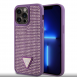 Guess Rhinestones Triangle Metal Logo Fodral till iPhone 15 Pro Max Lila