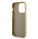 Guess Rhinestones Triangle metalllogofodral för iPhone 15 Pro Gold