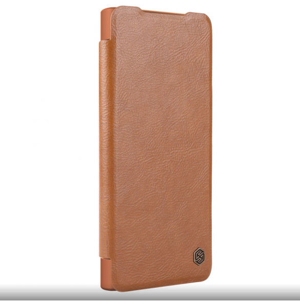 Nillkin Qin Book Prop-fodral för Samsung Galaxy S24+ Brun