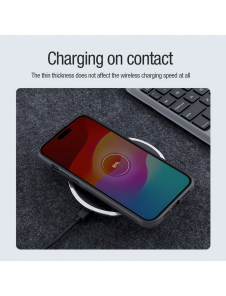 Nillkin Super Frosted PRO magnetiskt bakskal till Apple iPhone 15 Svart