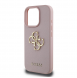 Guess PU Grained 4G metalllogofodral för iPhone 15 Pro Pink