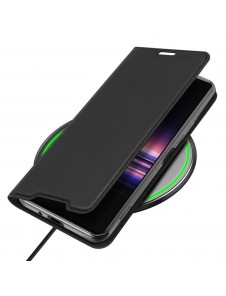 Svart och mycket snyggt omslag Sony Xperia 1 II.
Svart och mycket snyggt omslag Sony Xperia 1 II.