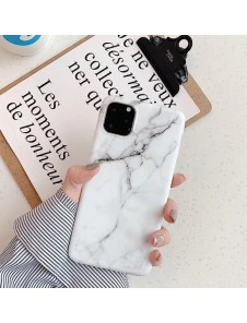 Xiaomi Redmi 8A och väldigt snyggt skydd från Wozinsky.